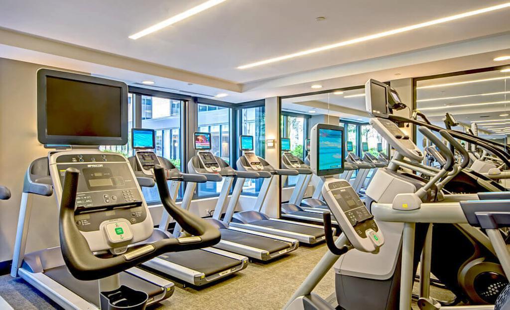 Global Luxury Suites In Downtown Бетесда Экстерьер фото