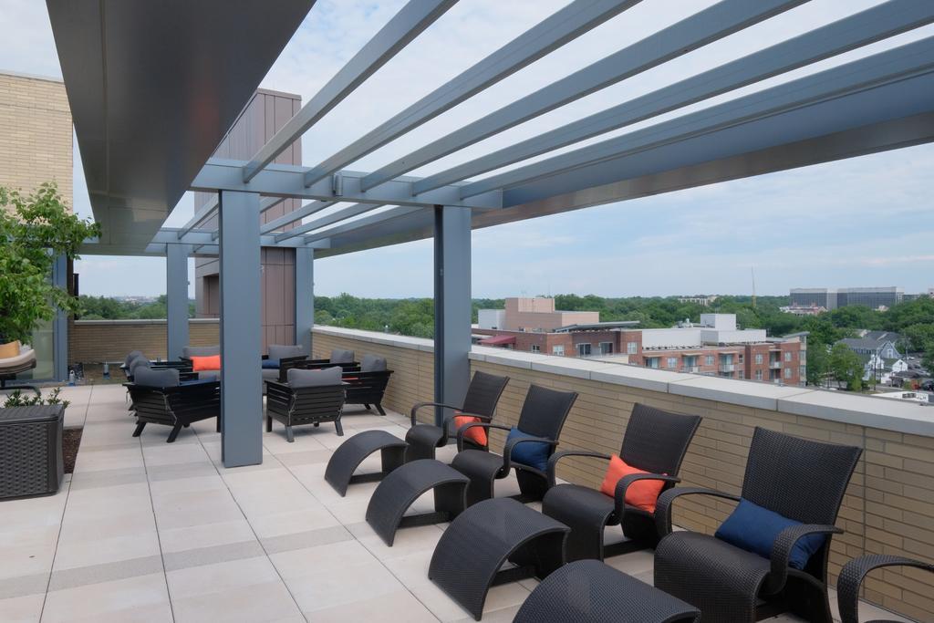 Global Luxury Suites In Downtown Бетесда Экстерьер фото