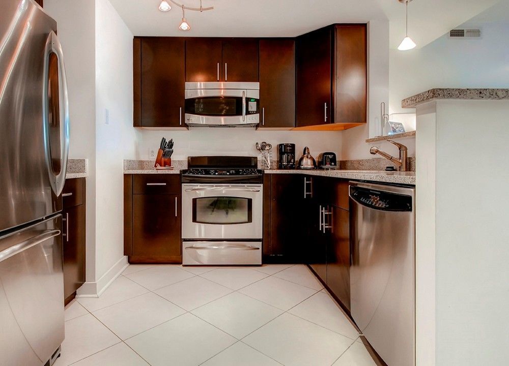 Global Luxury Suites In Downtown Бетесда Экстерьер фото