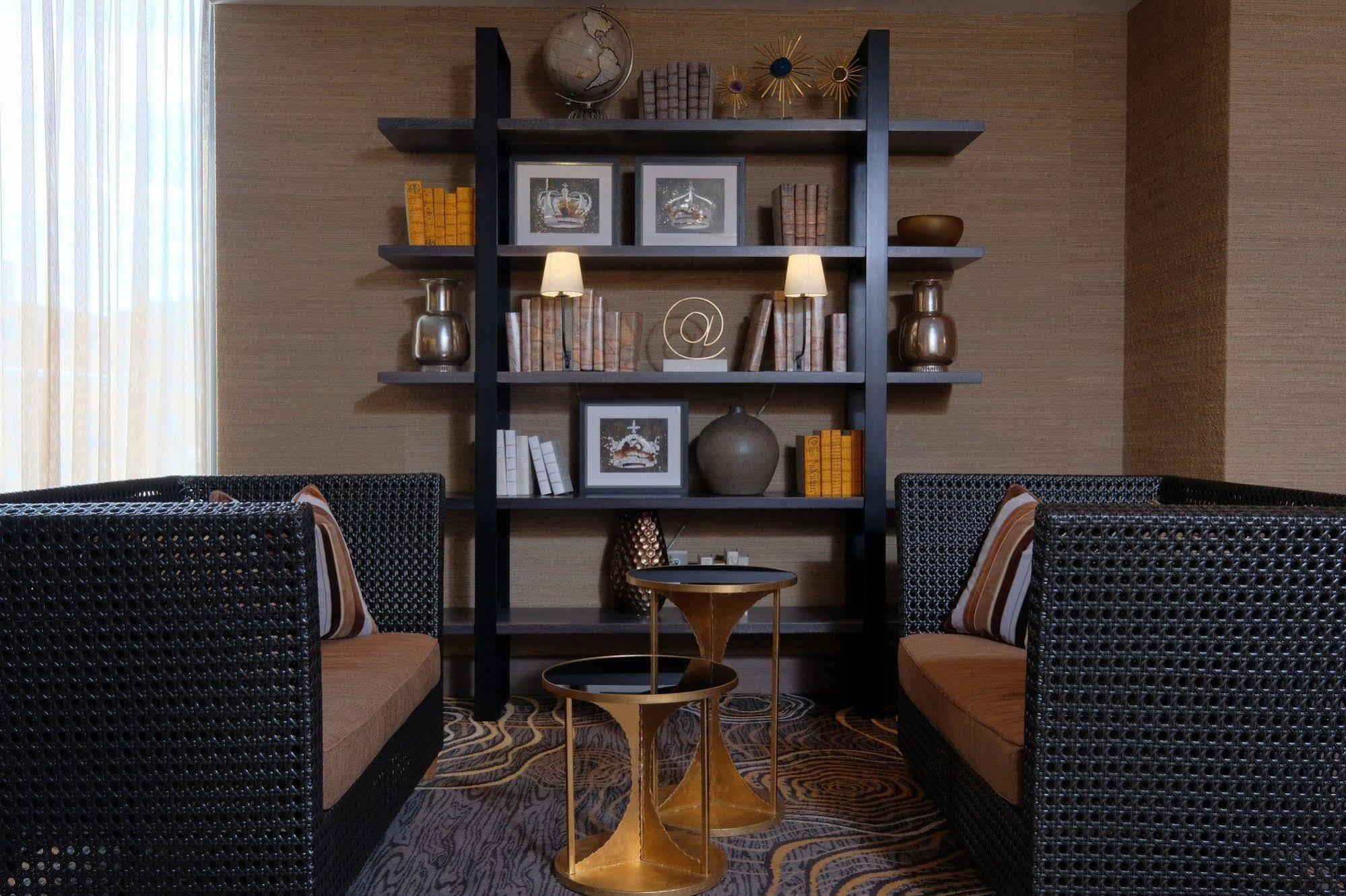 Global Luxury Suites In Downtown Бетесда Экстерьер фото